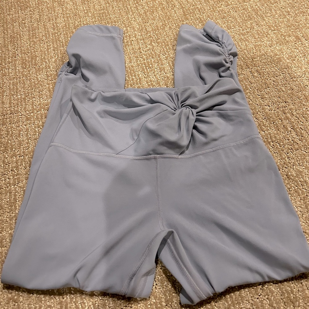 Lulu lemon yoga pants